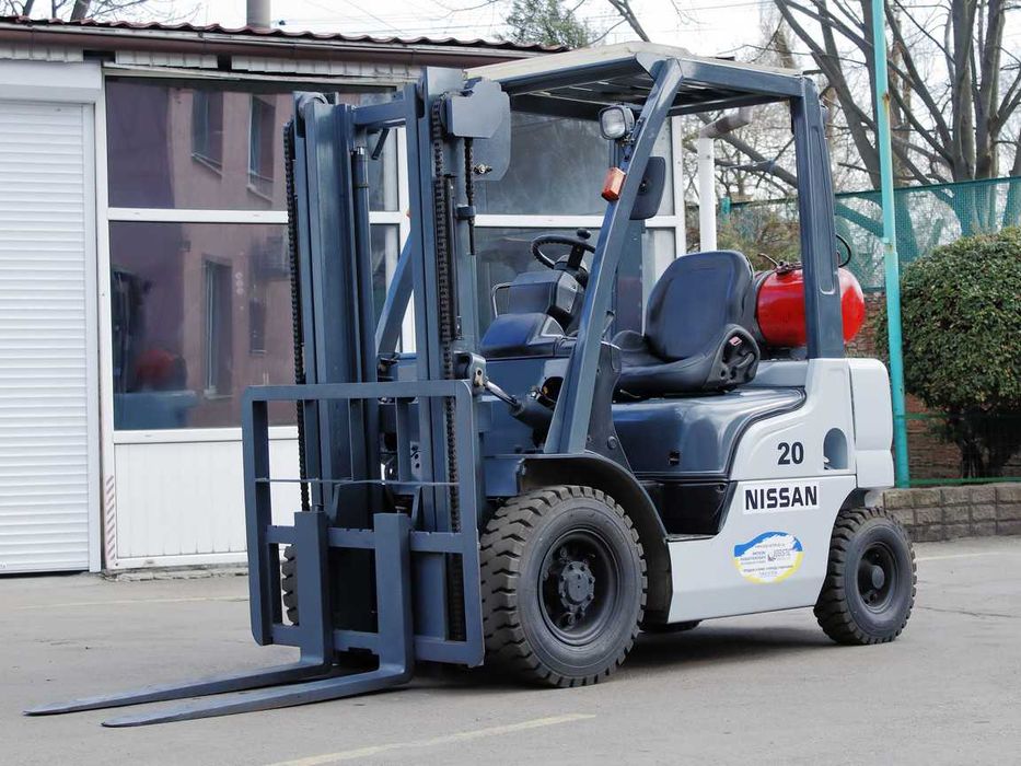 Оренда вилкового навантажувача, від 1-го дня, кари  1-5т нові та б/у