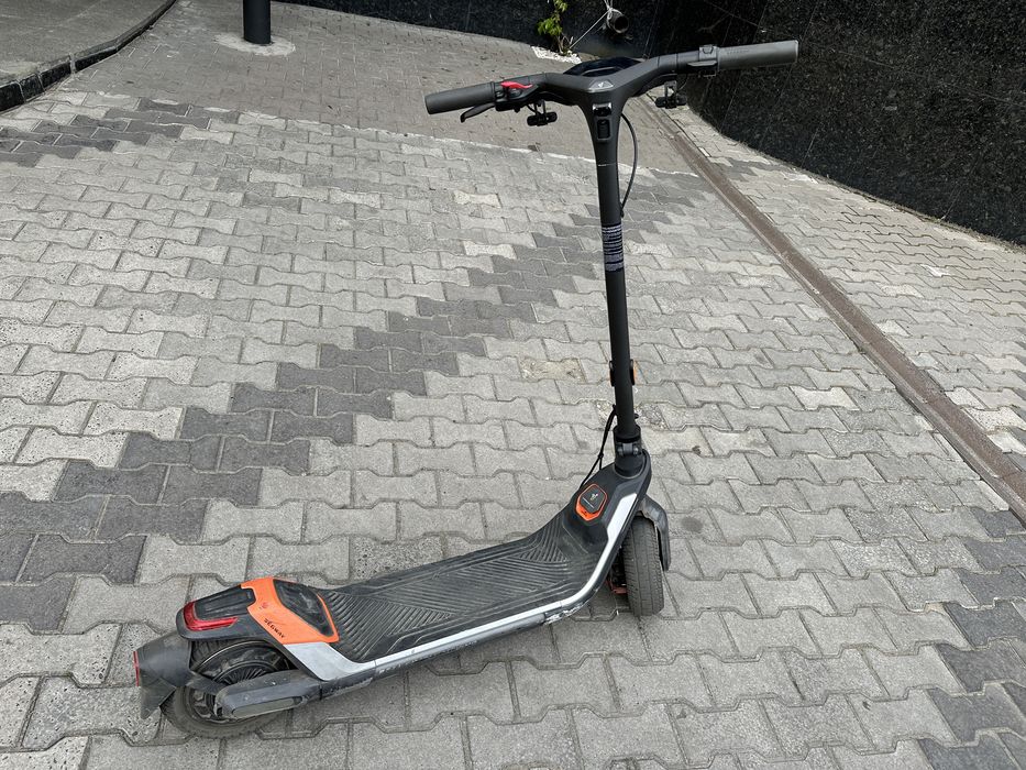 Електросамокат Segway-Ninebot P65