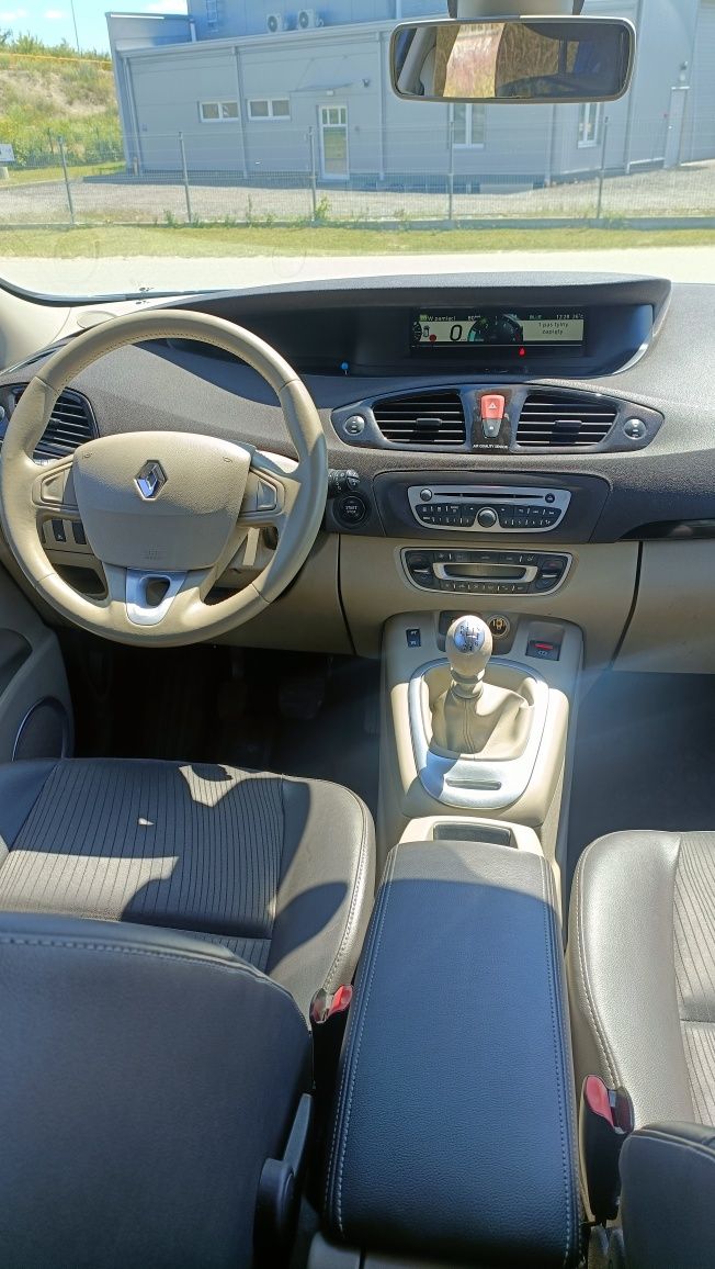 Grand Scenic III 2011R 1.9 DCi 130 KM 7 osób