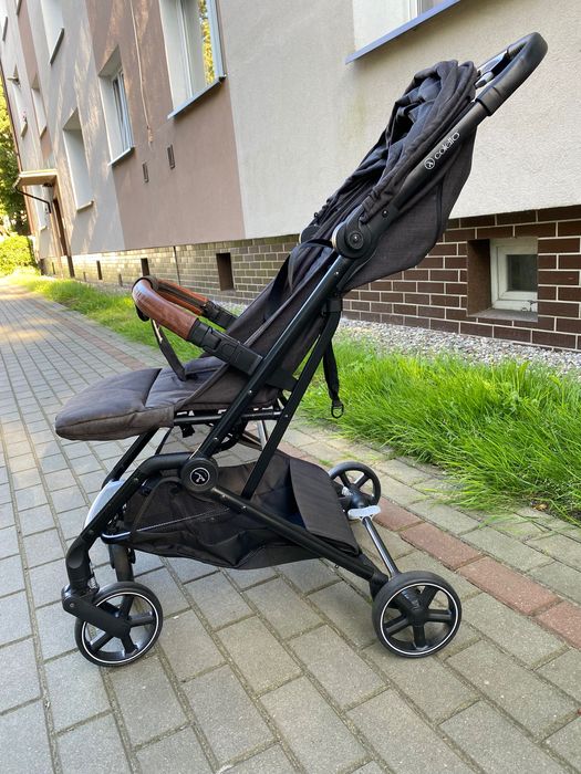 Lekki wózek spacerowy spacerówka Coletto Maya automatic samoskładający