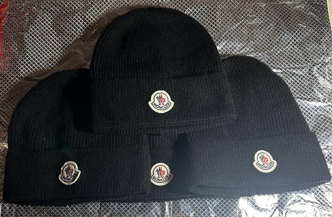 Шапка зімня Moncler