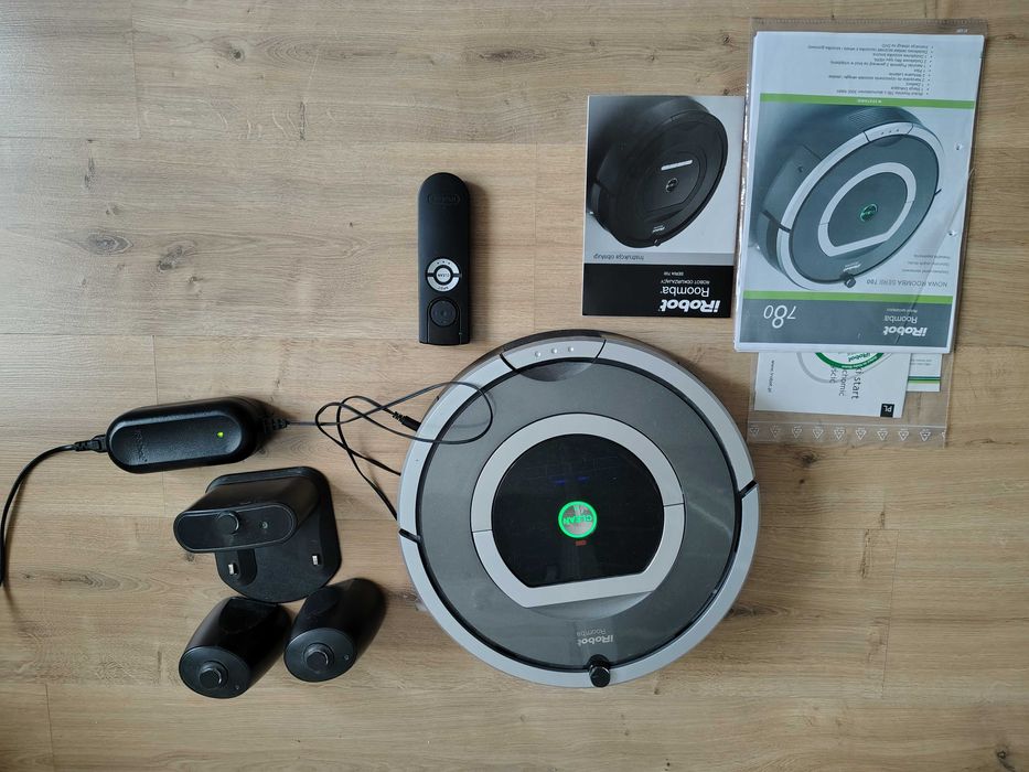 Robot odkurzający Roomba 780
