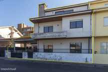 Moradia t4 Miramar,300 metros Praia
