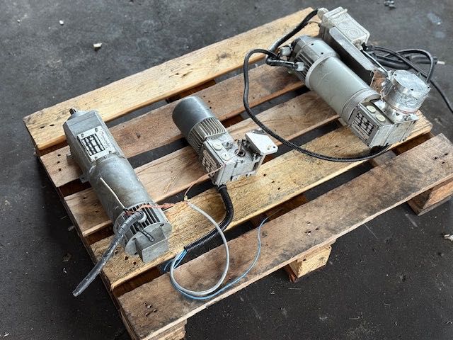 servo silnik firmy minimotor 24 v komplet 3 szt