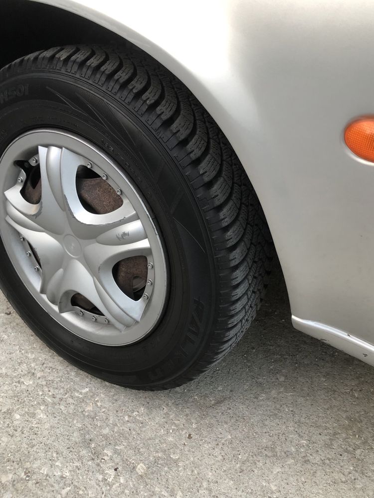 Vendo ford fiesta carro muito bem estimado