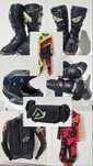 Vários equipamentos de enduro