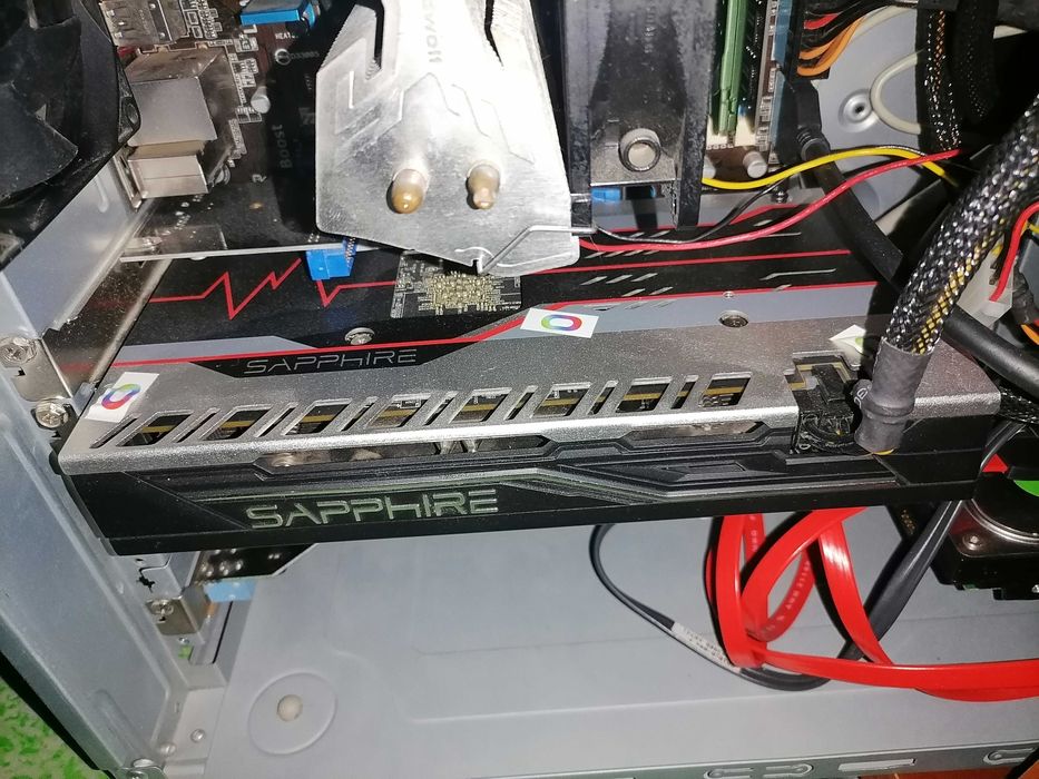 Radeon RX570 4GB в отличном состоянии, видеокарта