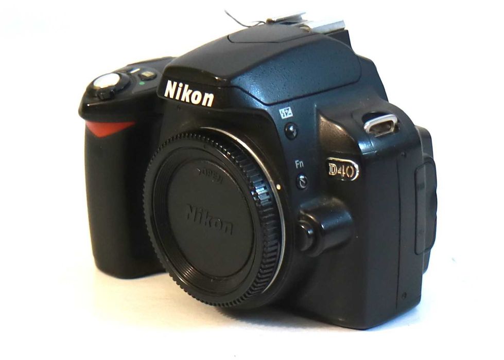 Nikon D40 (LER DESCRIÇÃO) só máquina sem lente