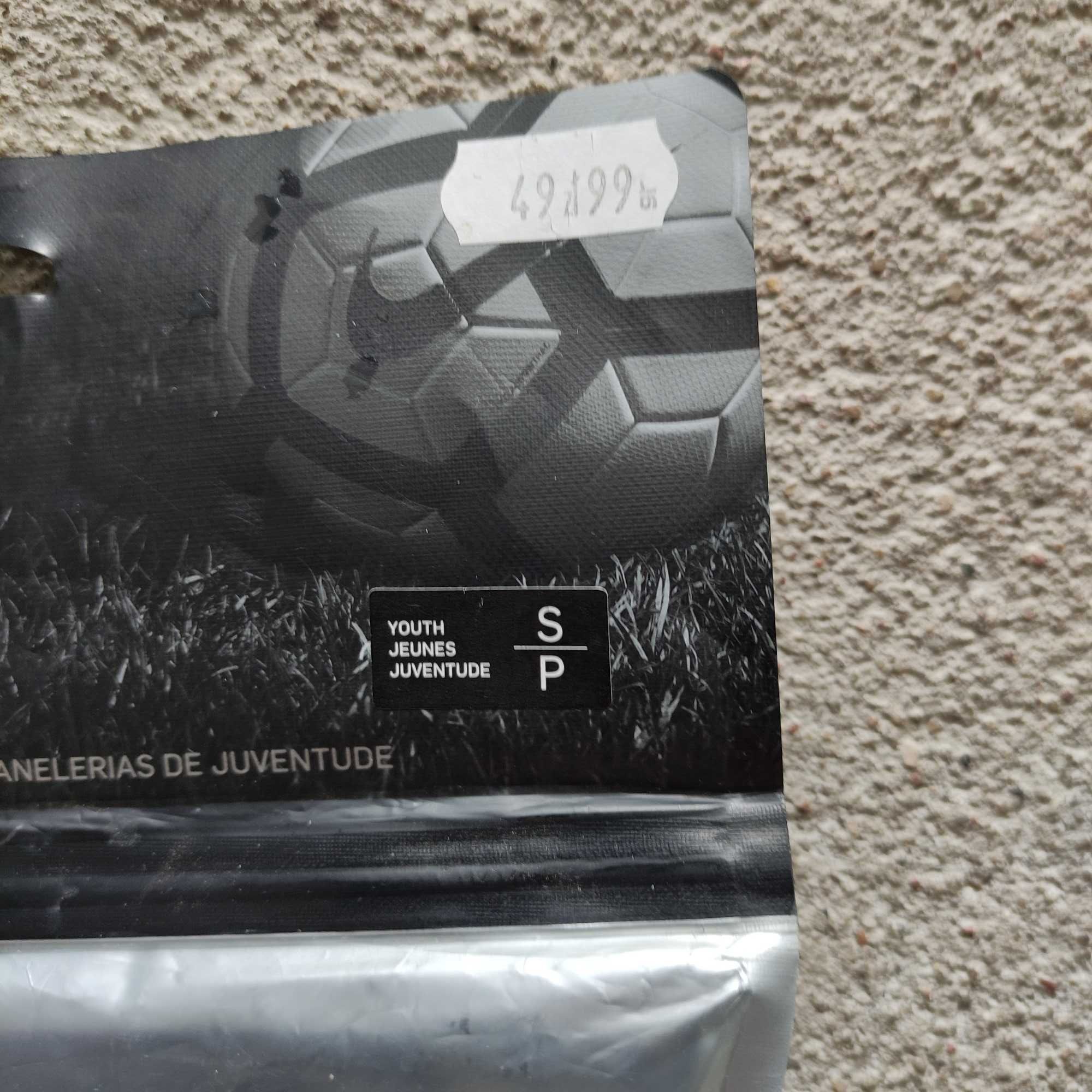Nowe Nike Ochraniacze do piłki nożnej na piszczele rozmiar S