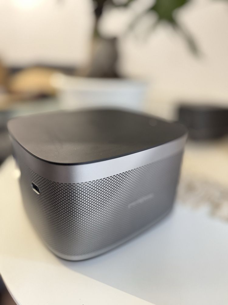 XGIMI Projektor Horizon - 1920 x 1080 - 2200 ANSI lumens