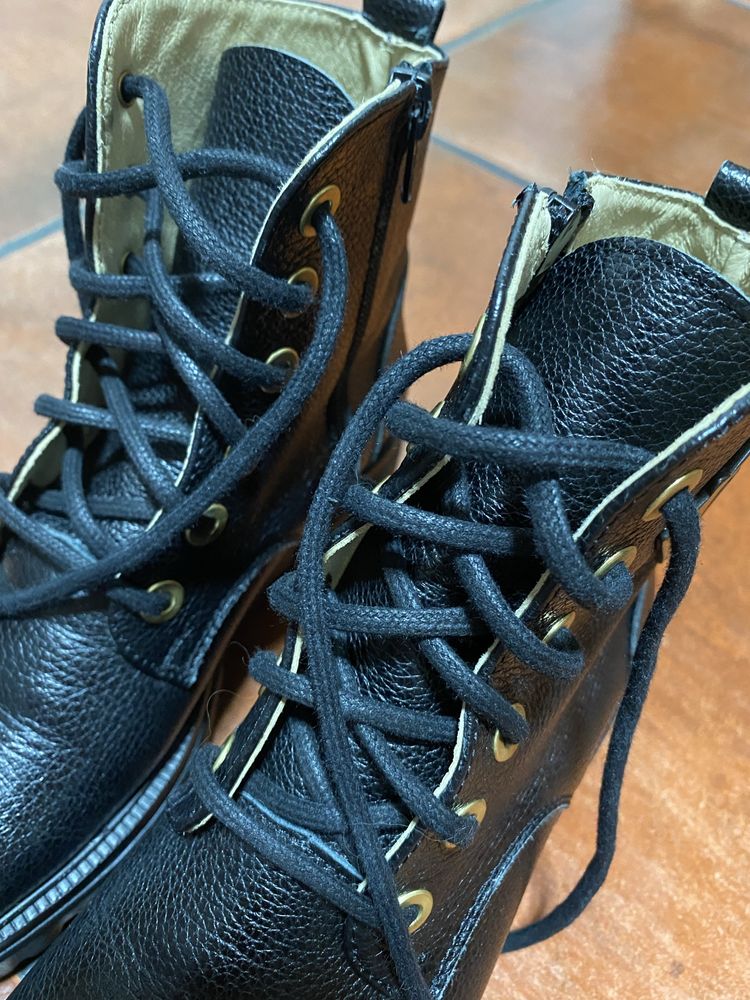 Botas pretas nº36