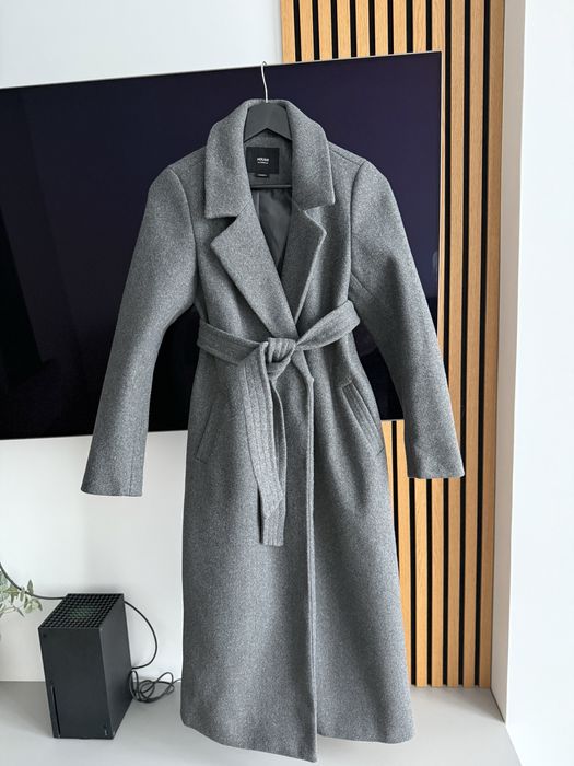 Жіноче графітове пальто S