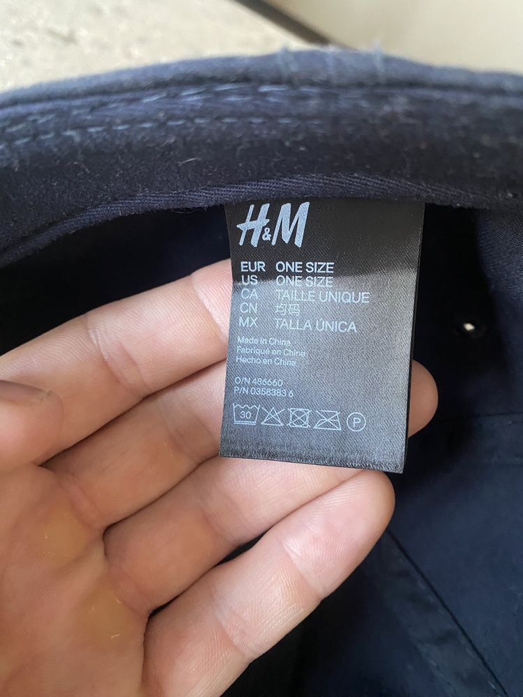 Продам кепку H&M
