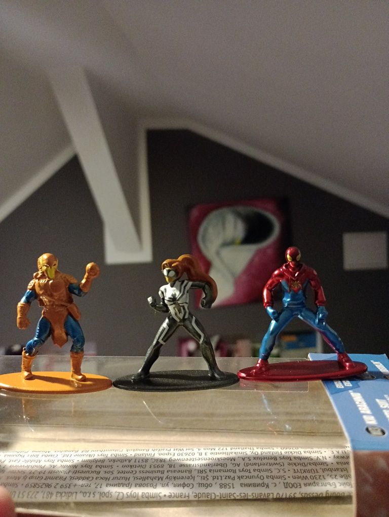 Figurki Avengers 5 sztuk w opakowaniu