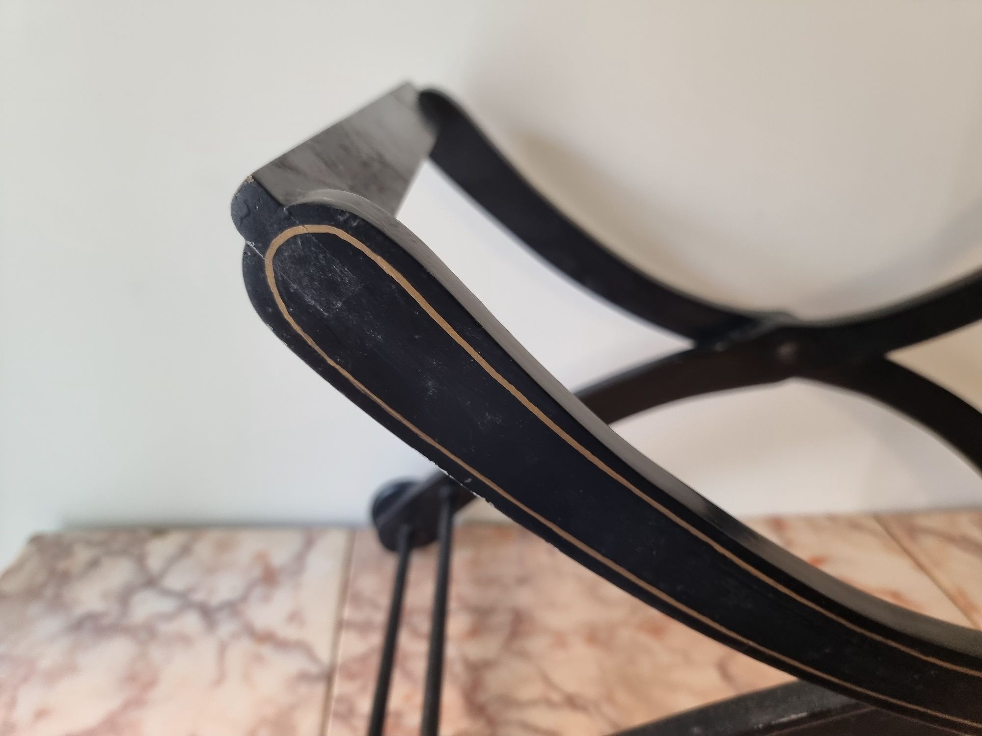 Suporte de Tabuleiro com Rodas