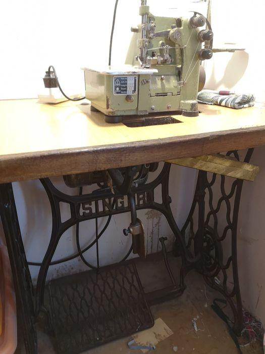 Maszyna do szycia overlock owerlok
