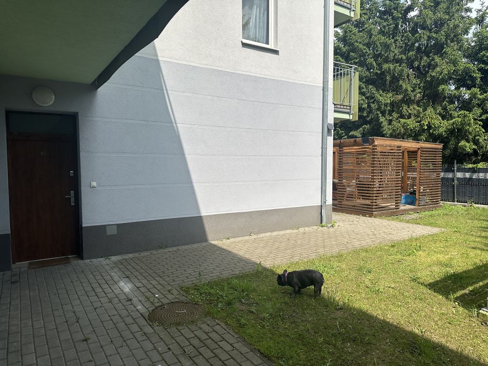 Kawalerka na parterze z dużym tarasem