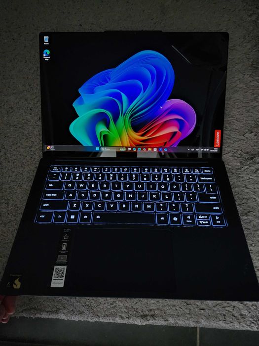 LENOVO Yoga Slim 7 14Q8X9 14.5" OLED 3K 90Hz Snapdragon X Elite 16/512