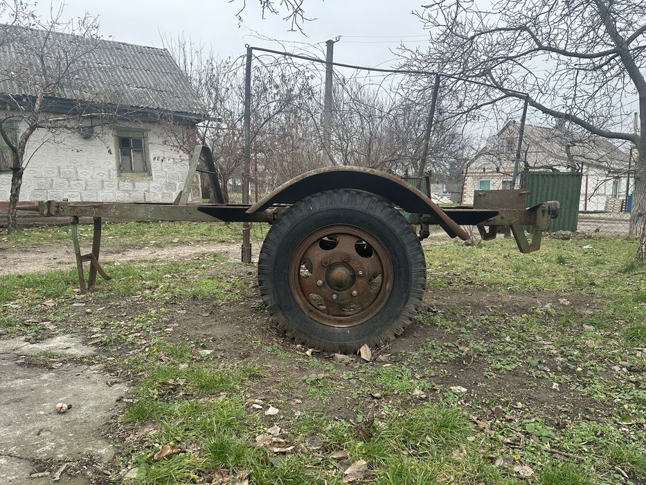 Одноосний прицеп для трактора