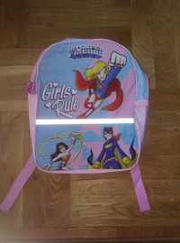 Nowy plecaczek dla dziewczynki