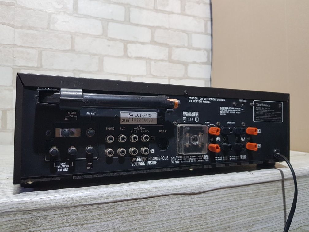 FM/AM  ресивер/підсилювач Technics SA-101 2х18Вт б/у з Німеччини