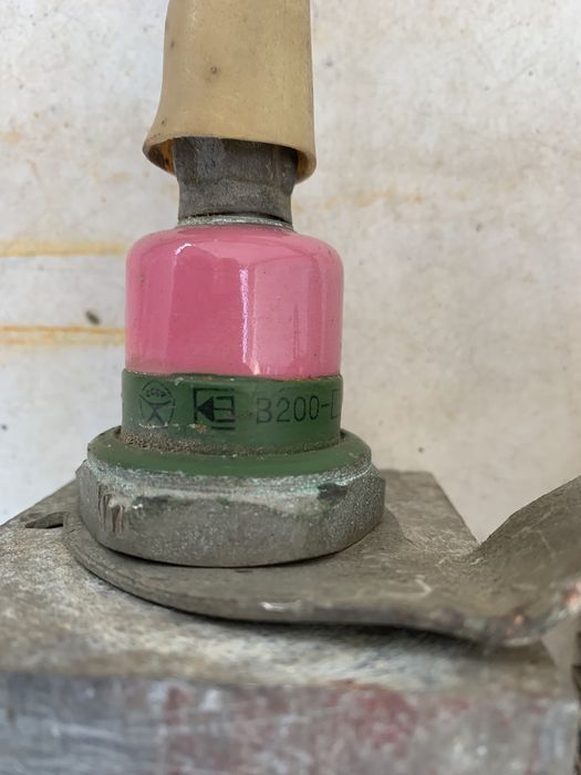 Выпрямитель диод В200