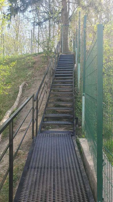 Виготовлення і монтаж металоконструкцій, вироби з металу Рівне