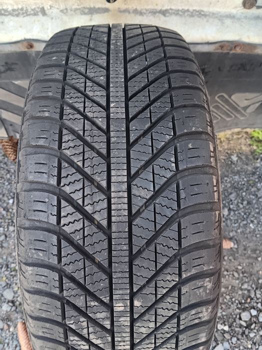 Шина 205/55  R16