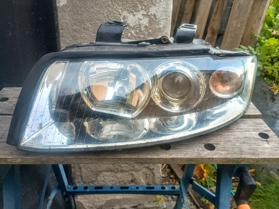 Audi A4 b6 lampa przednia lewa Depo