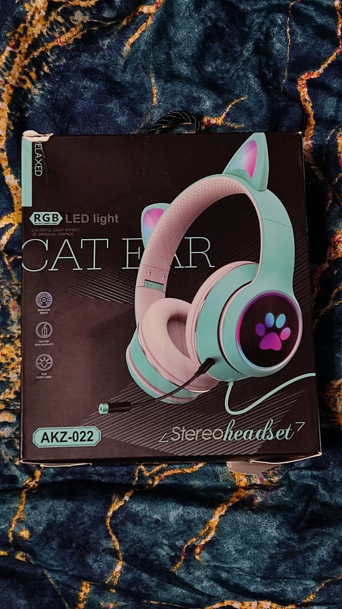 Słuchawki RGB z mikrofonem i z uszami kota RGB CAT EAR AKZ-022