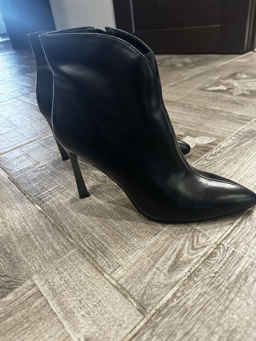 Батільони кожані 40 розмір