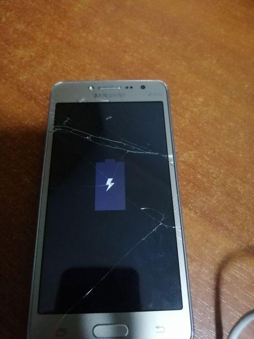 Обміняю самсунг телефон