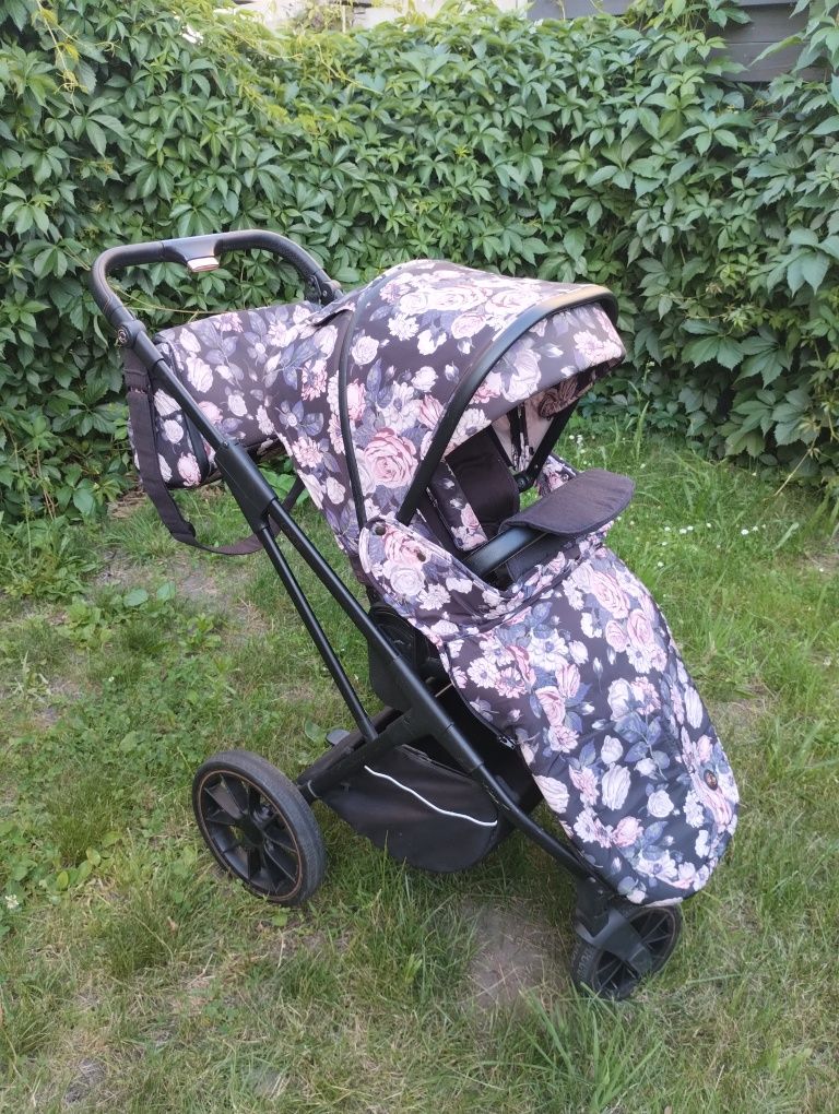 Wózek 2w1 Cavoe Axo Style La Rose+ baza Isofix+ laktator elektryczny