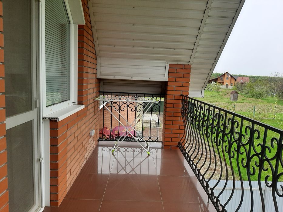 Продаж нового двоповерхового цегляного будинку в м.Немирів