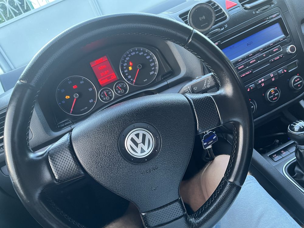 Golf 5 Variant 1.9 TDI (BLS)