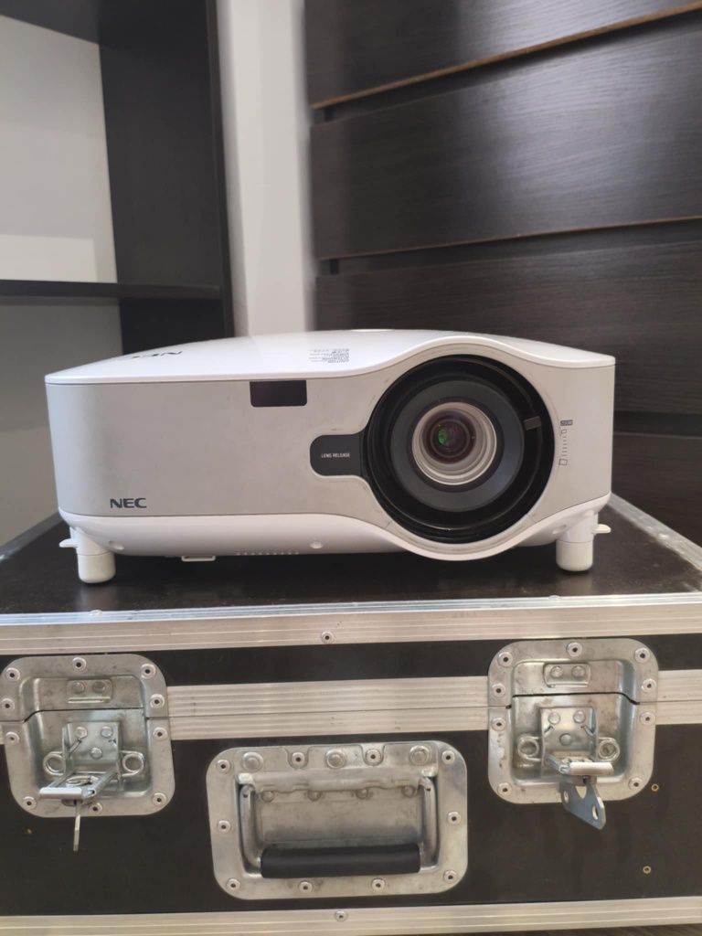 Projektor NEC NP2000/NP1000