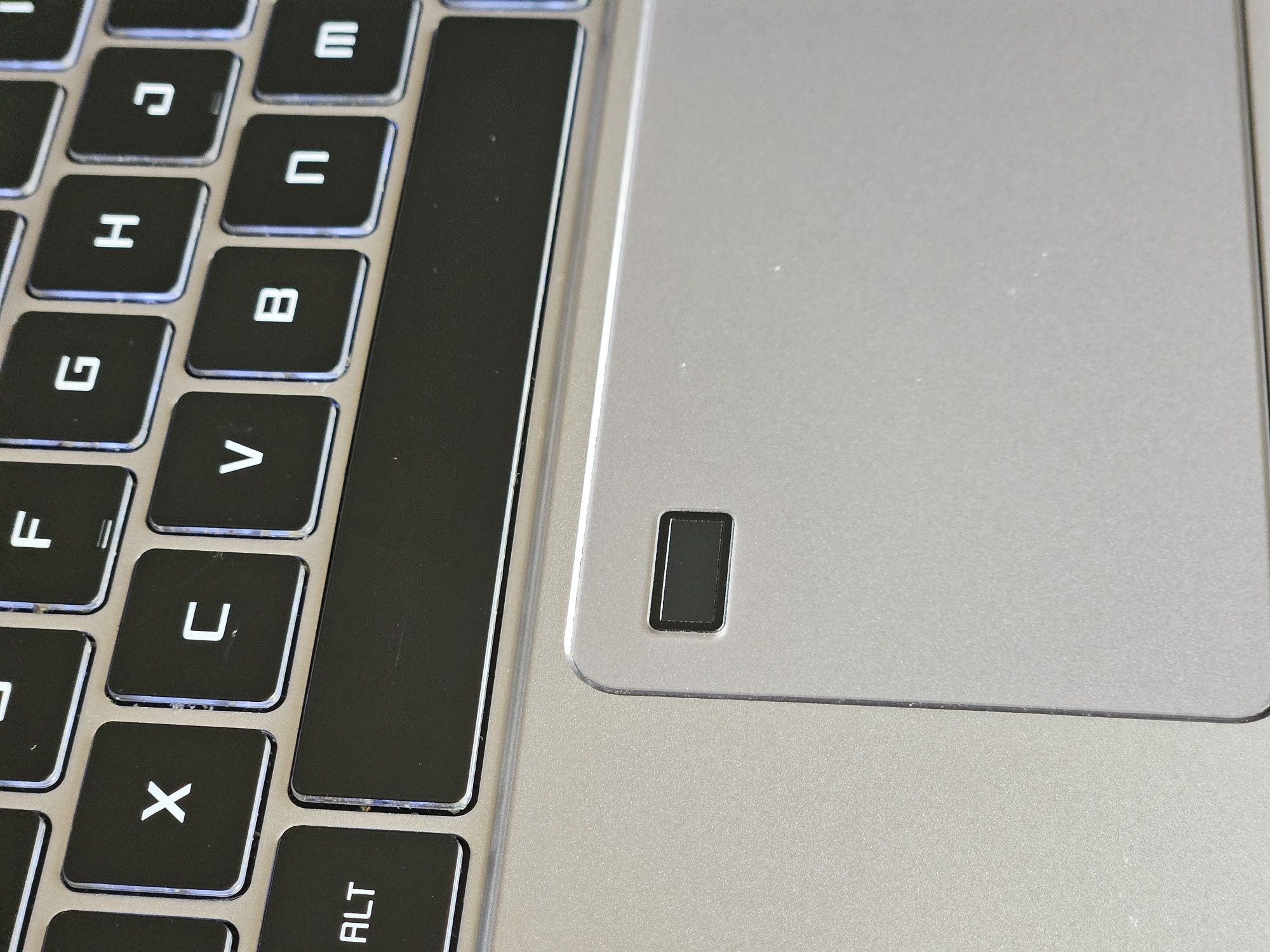Игровой Ноутбук MSI P65 Creator 9SE i7 9750H - 32GB  1TB SSD  RTX2060