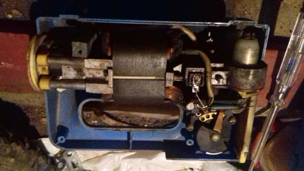 Міксер Рось