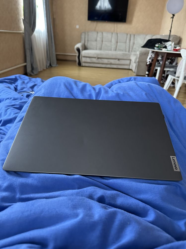 Ноутбук Lenovo IdeaPad 5 15ARE (81YQ008PRA) Graphite Grey з підсвіткою