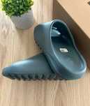 ButyDamskie adidas_originals_Yeezy_SlideGranite R.41