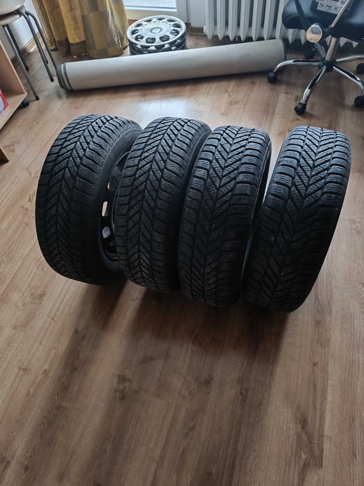 4x zimowe Dębica 195/65 R15   5x100    Seat Leon 1