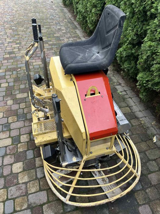 Zacieraczka samojezdna DYNAPAC BG70 2x90