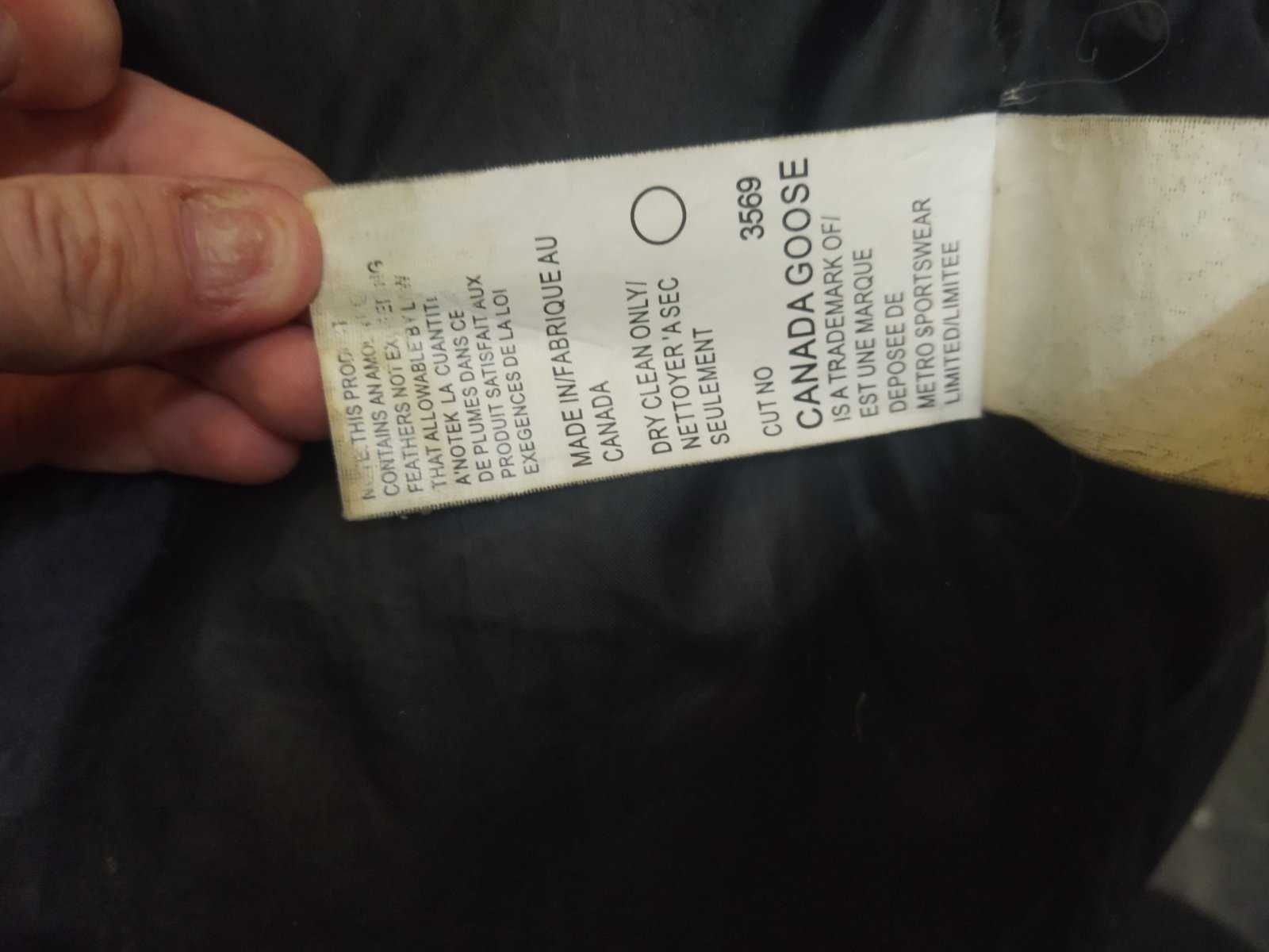 Пуховик Оригінал Canada Goose