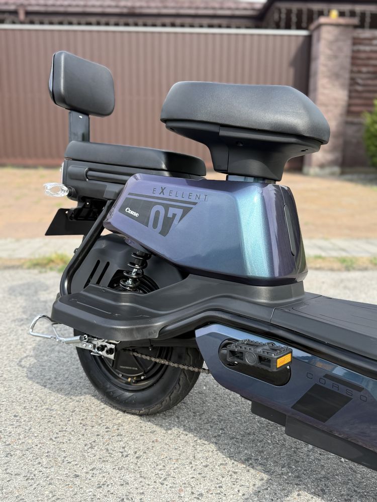 Електроскутер Corso Exellent 650v 72v 20ah • Доставка безкоштовна
