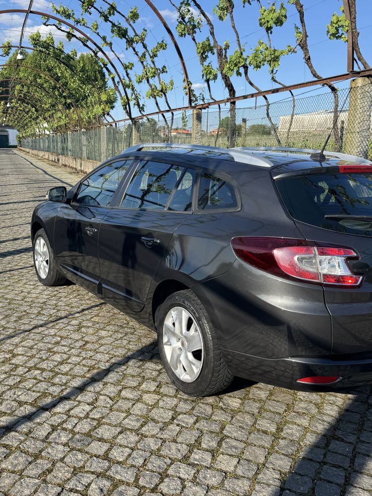 Renault megane 1.5 dci ano 2013