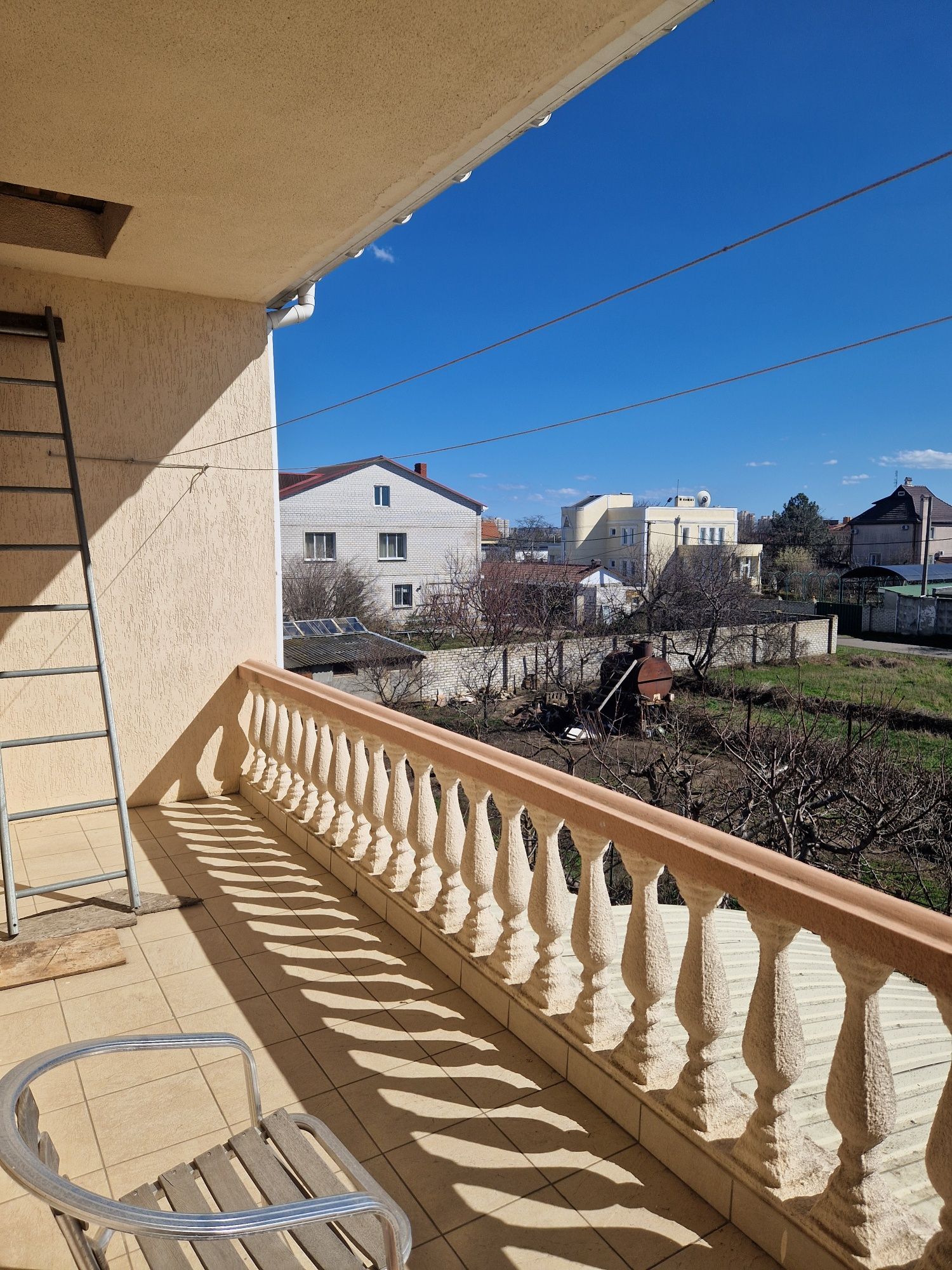 Продам хороший дом для семьи в Молодёжном в 3 км от Черноморска