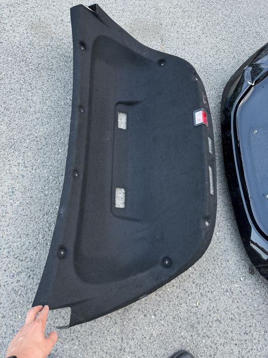 Кришка багажника Mercedes C-Klass W205