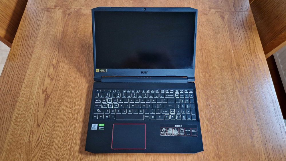 Acer Nitro 5 i5-10300H / GTX 1660Ti / 16GB / SSD 512GB