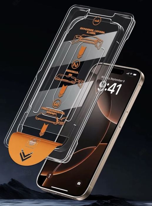 Защитное стекло антишпион на iphone 15