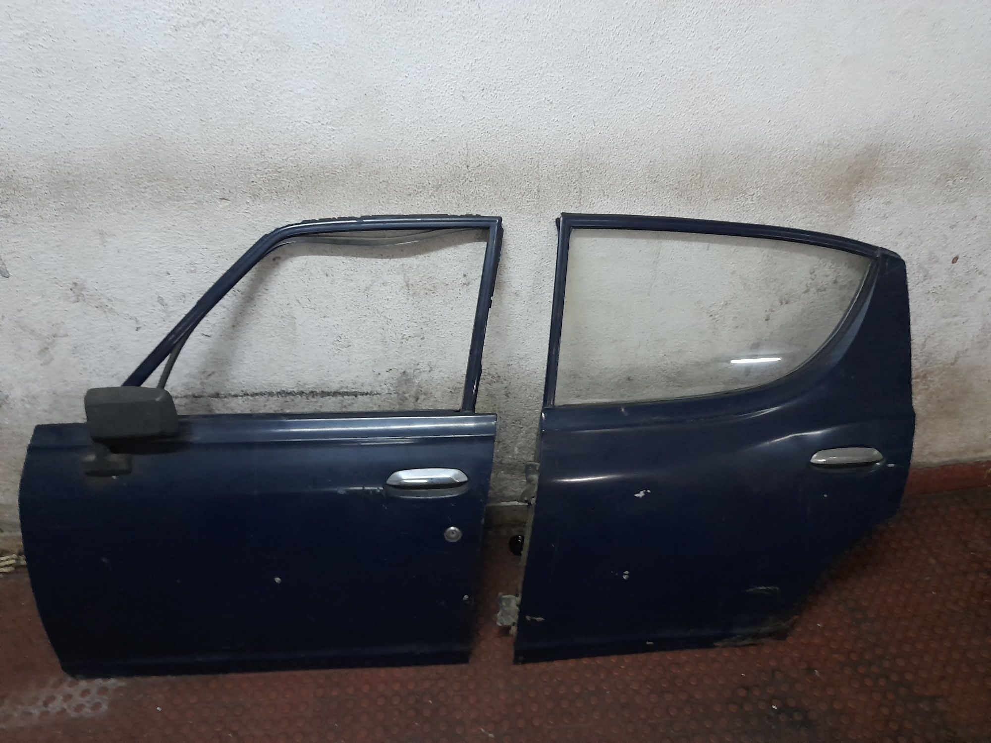 Datsun 1200, 120Y, 100A, SUNNY e outros materias usados